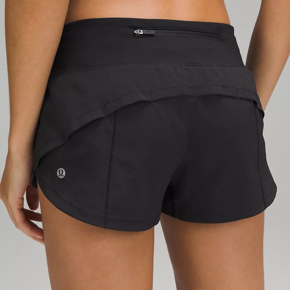lululemon Speed Up Low-Rise Lined Short 2.5" | SIZE 4 - Picture 3 of 5